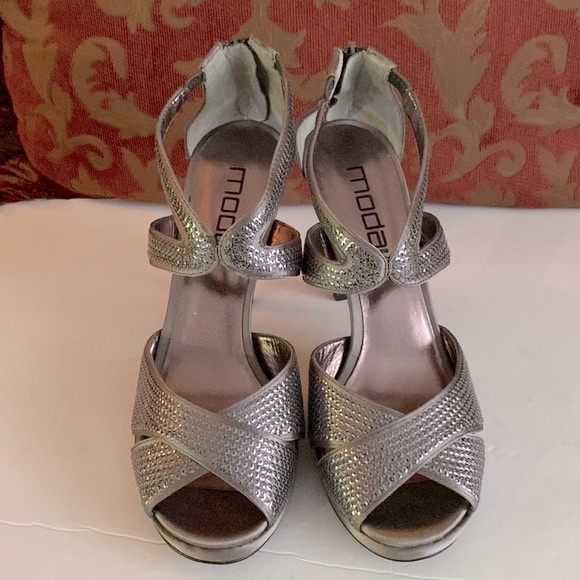 Moda Spana gray sequin sparkle sandals  high heel size 8 1/2M cocktail formal 🌹 - Picture 5 of 10